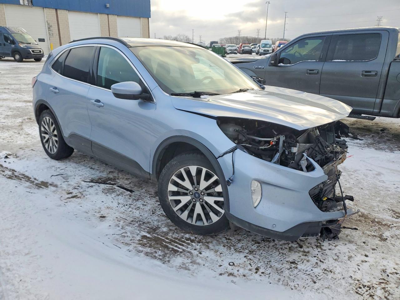 2022 FORD ESCAPE TITANIUM photo 4