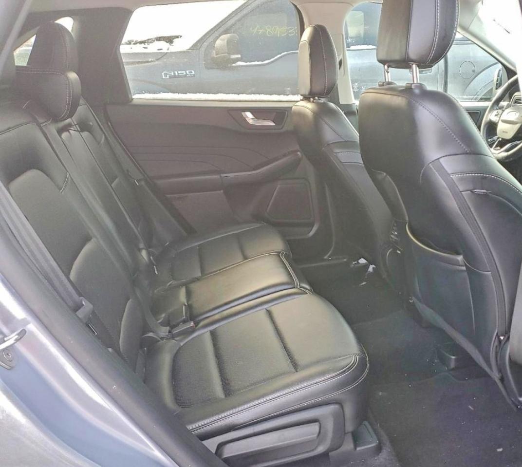 2022 FORD ESCAPE TITANIUM photo 11