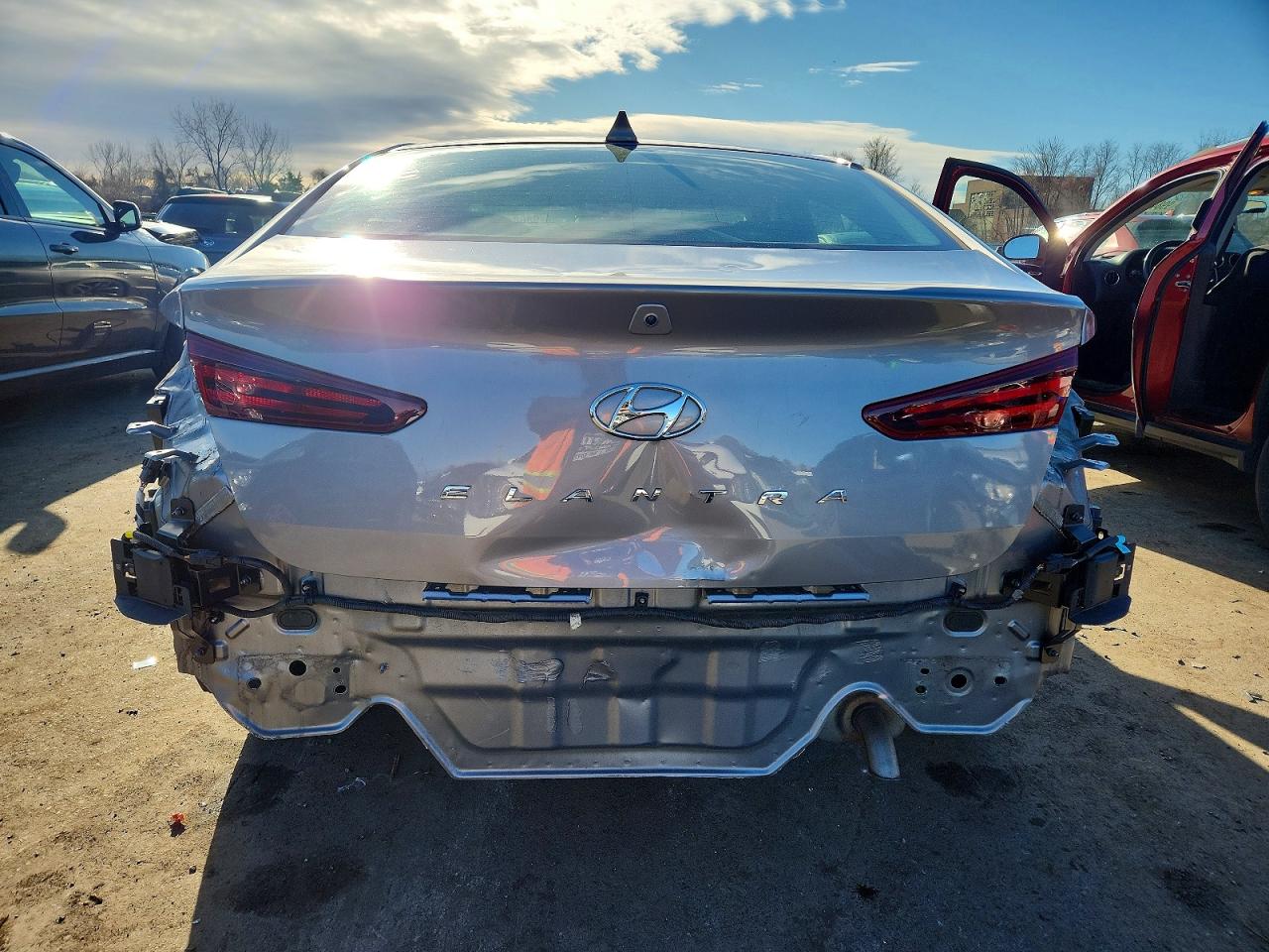 2020 HYUNDAI ELANTRA SEL photo 6