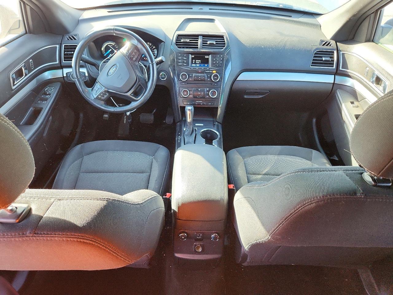 2016 FORD EXPLORER XLT photo 8