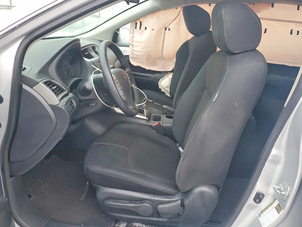 2016 NISSAN SENTRA S photo 7