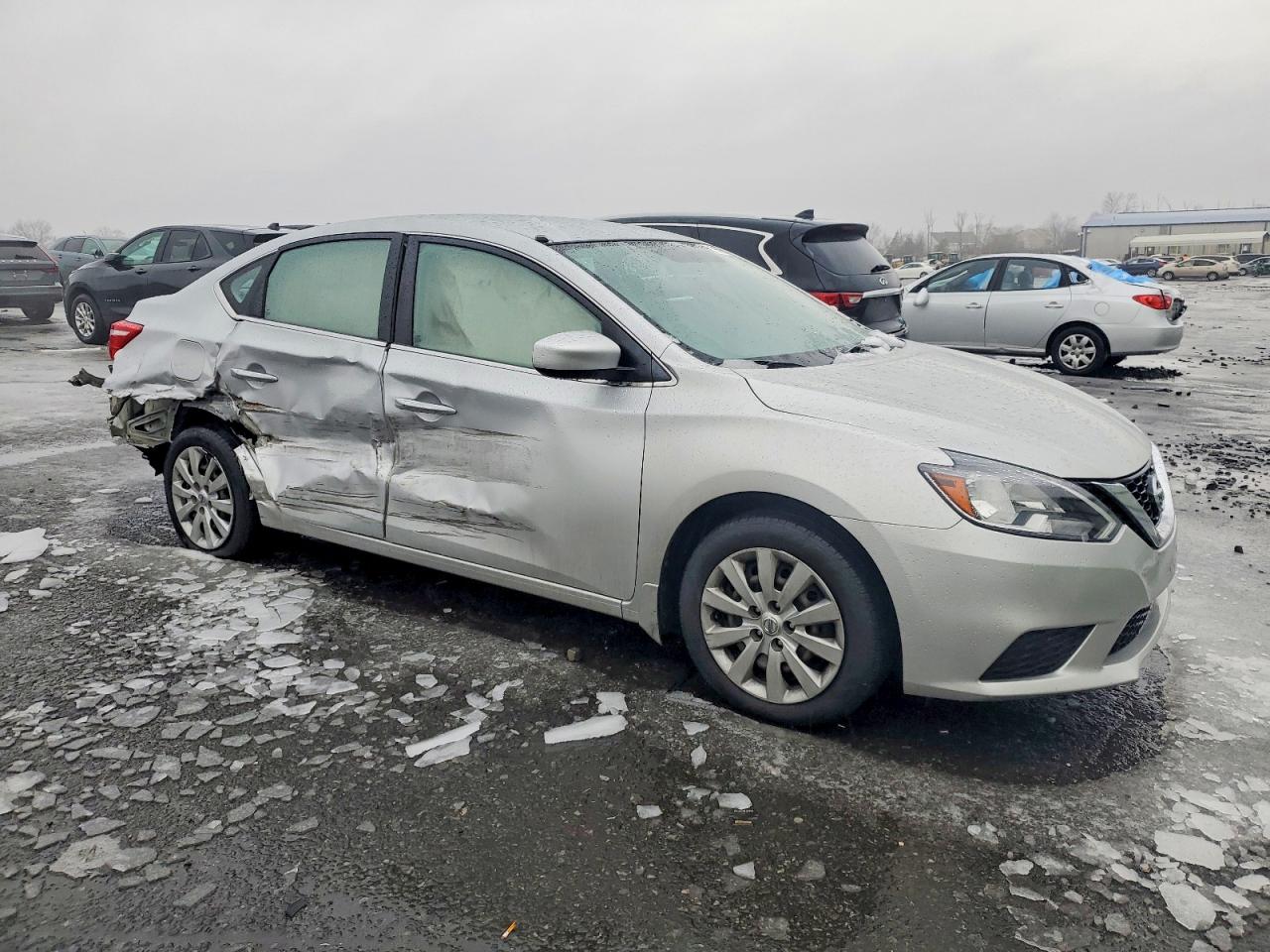 2016 NISSAN SENTRA S photo 4