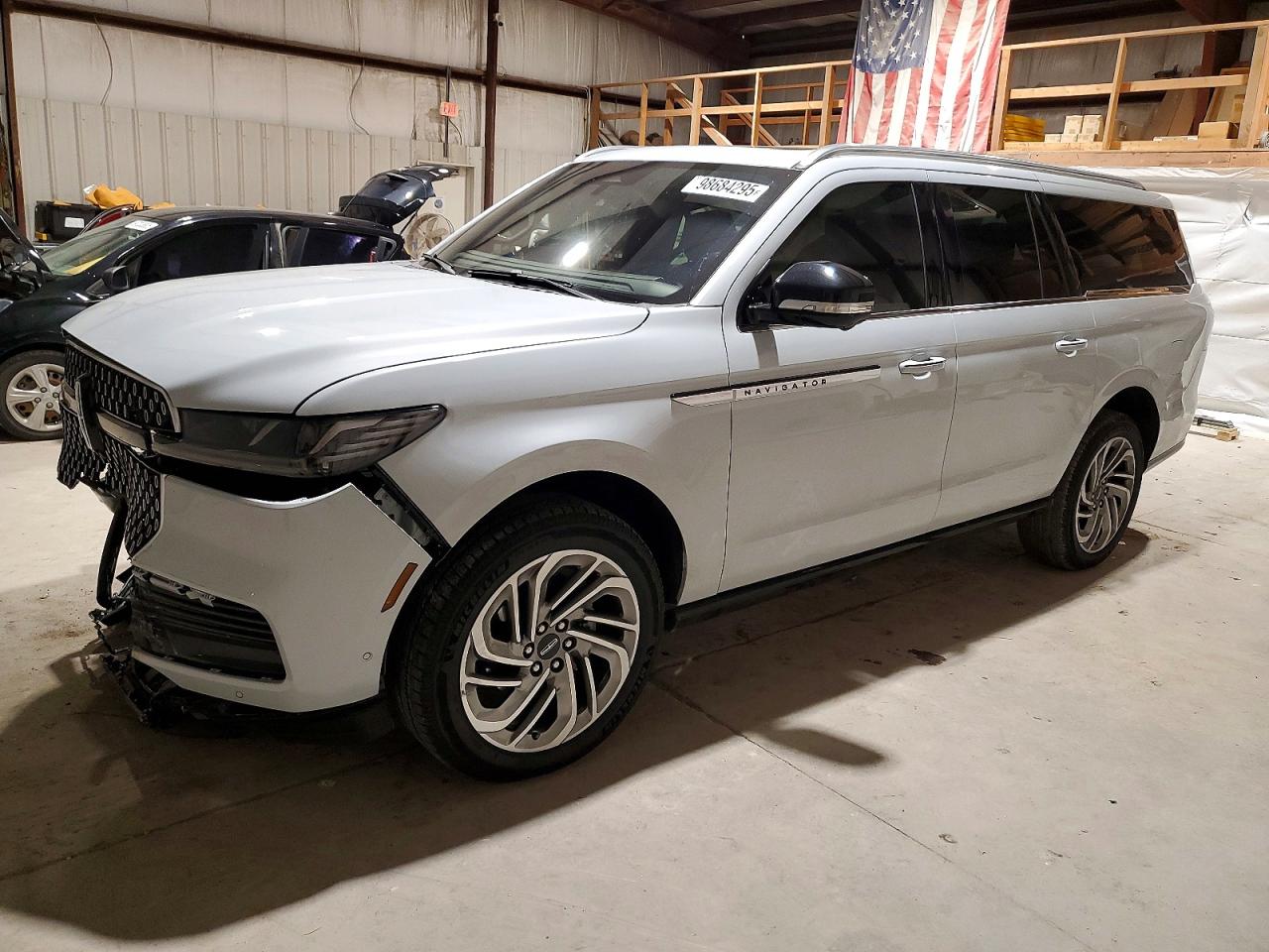 2025 LINCOLN NAVIGATOR