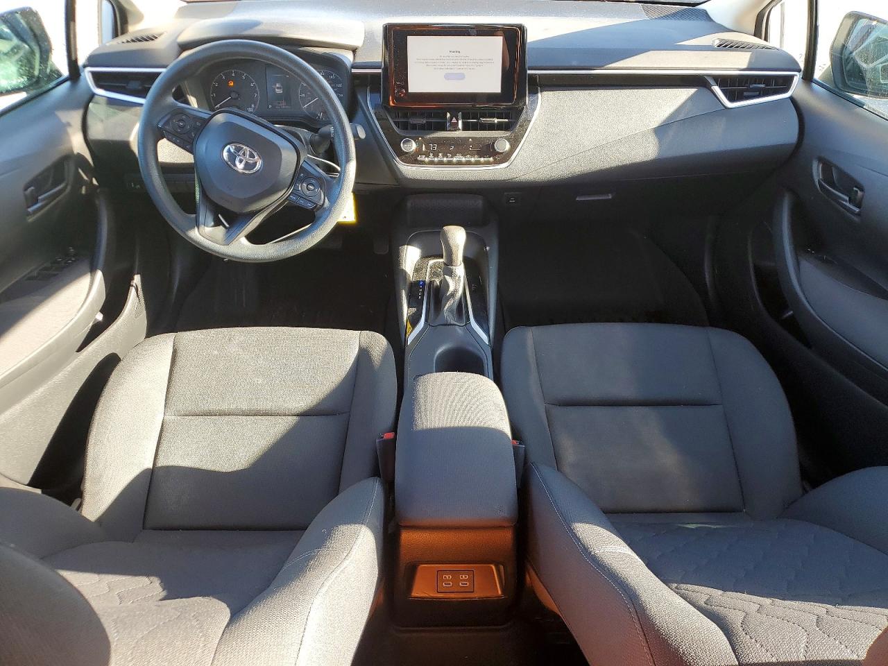 2023 TOYOTA COROLLA LE photo 8