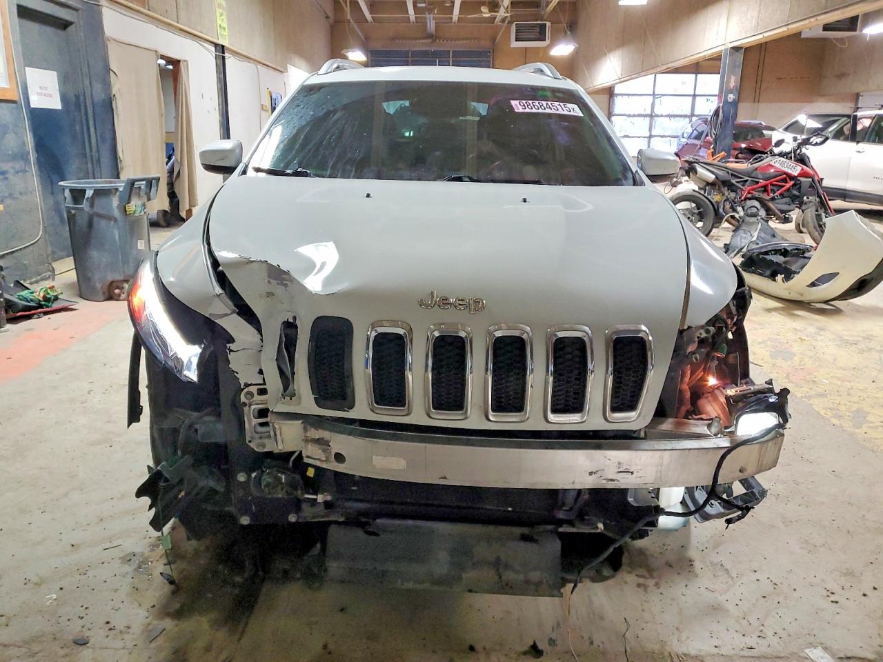 2017 JEEP CHEROKEE LIMITED photo 5