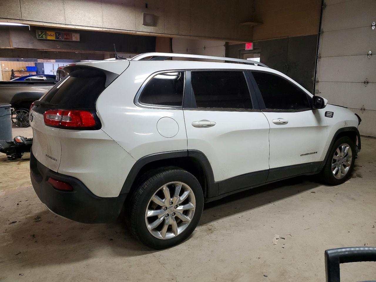 2017 JEEP CHEROKEE LIMITED photo 3