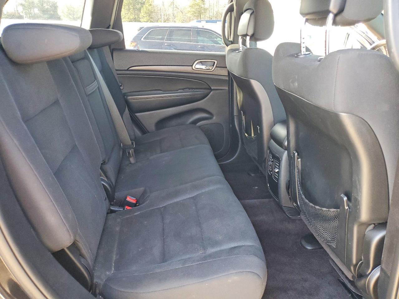 2016 JEEP GRAND CHEROKEE LAREDO photo 11