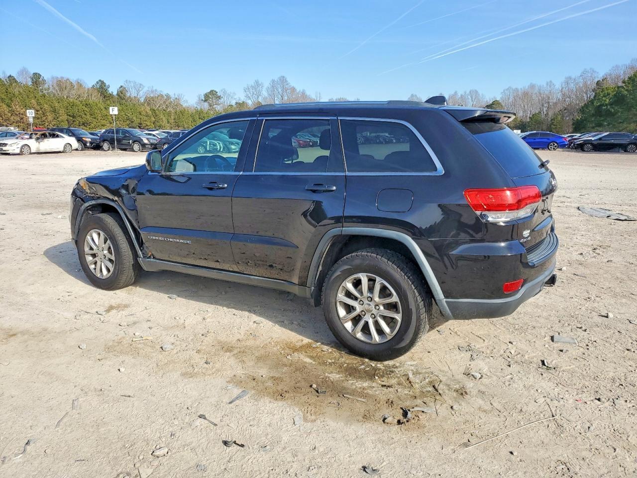 2016 JEEP GRAND CHEROKEE LAREDO photo 2