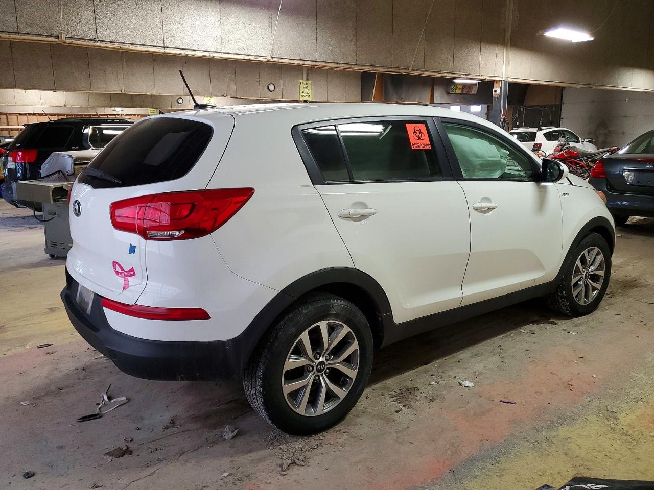 2016 KIA SPORTAGE LX photo 3