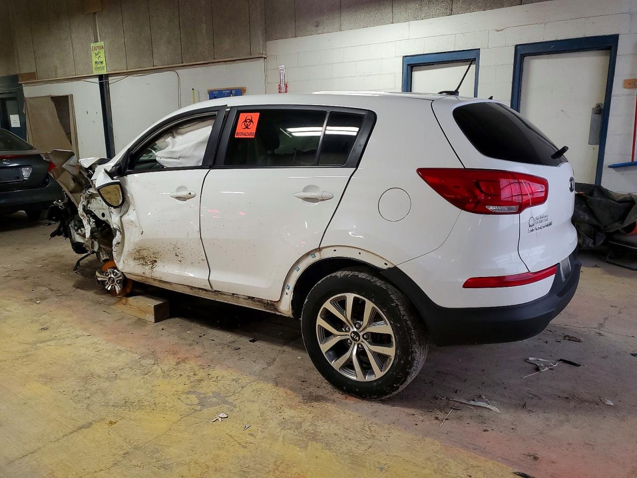 2016 KIA SPORTAGE LX photo 2