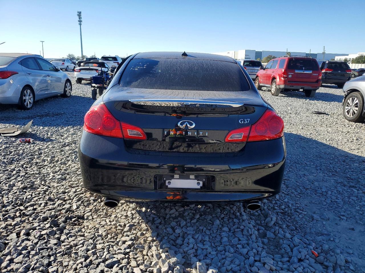 2013 INFINITI G37 BASE photo 6