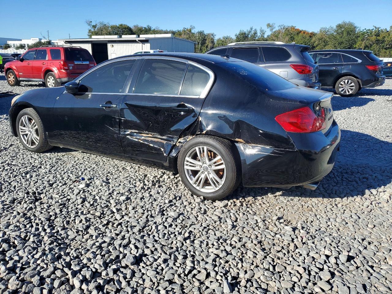 2013 INFINITI G37 BASE photo 2