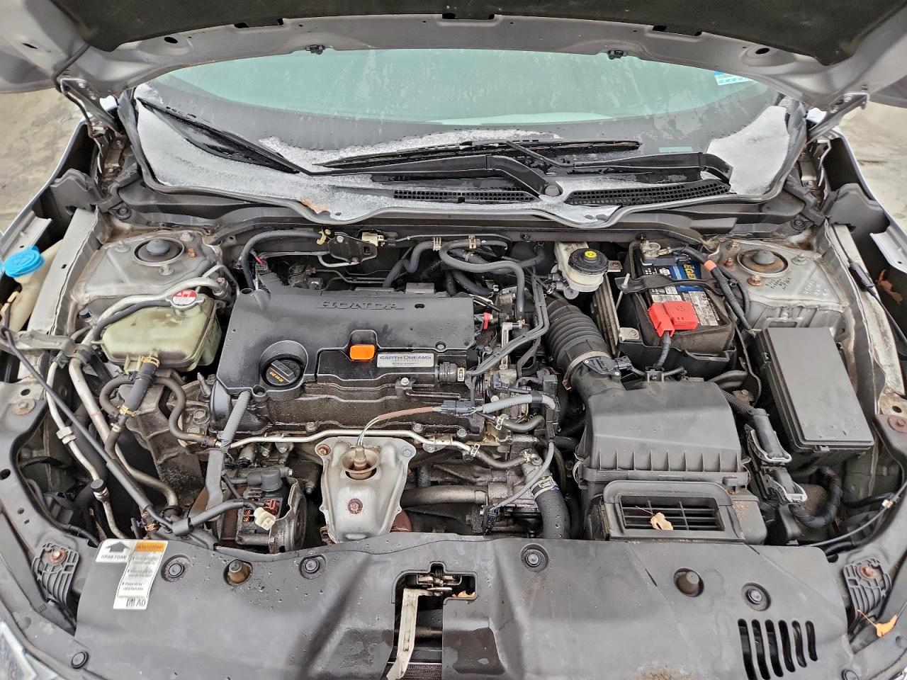 2016 HONDA CIVIC LX photo 11