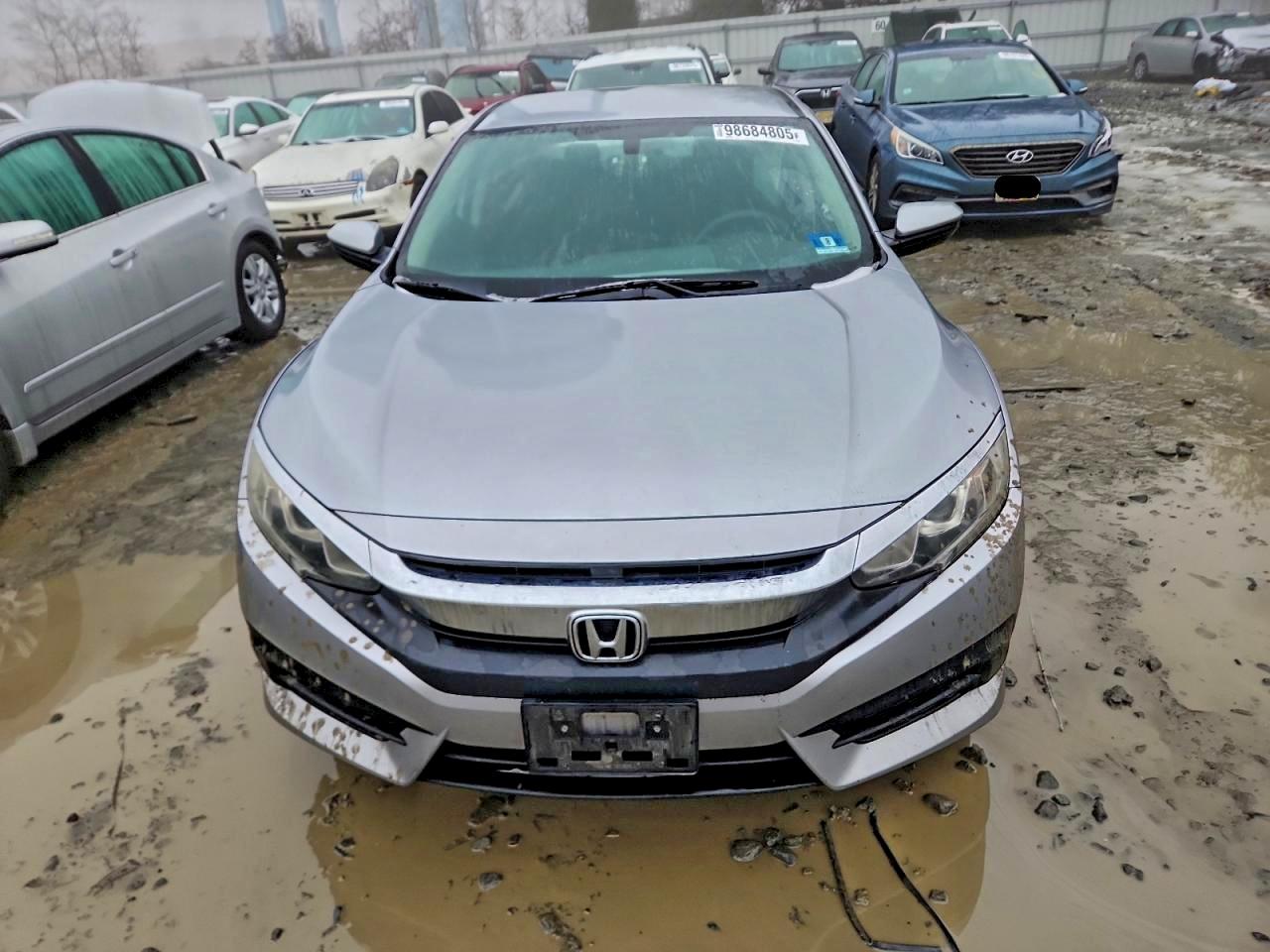 2016 HONDA CIVIC LX photo 5