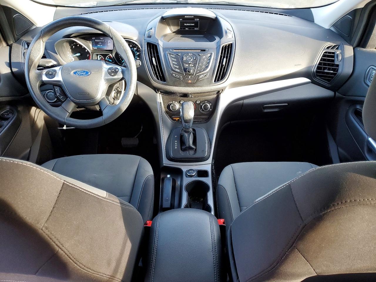 2016 FORD ESCAPE SE photo 8