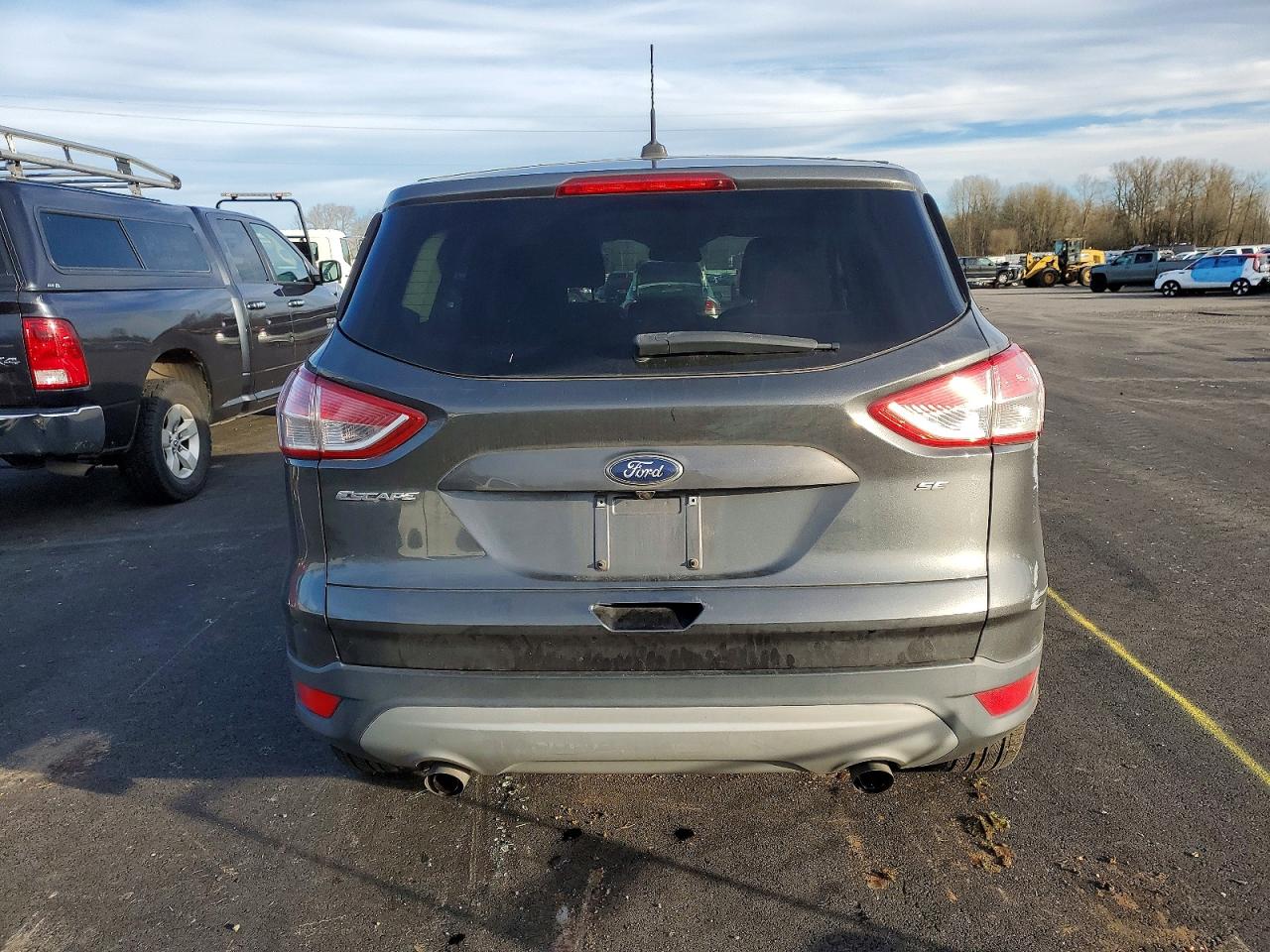 2016 FORD ESCAPE SE photo 6