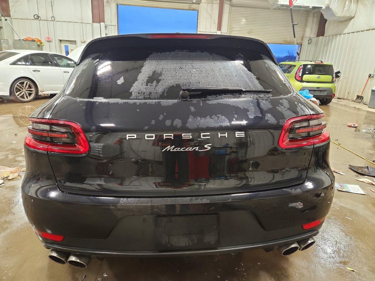 2015 PORSCHE MACAN S photo 6