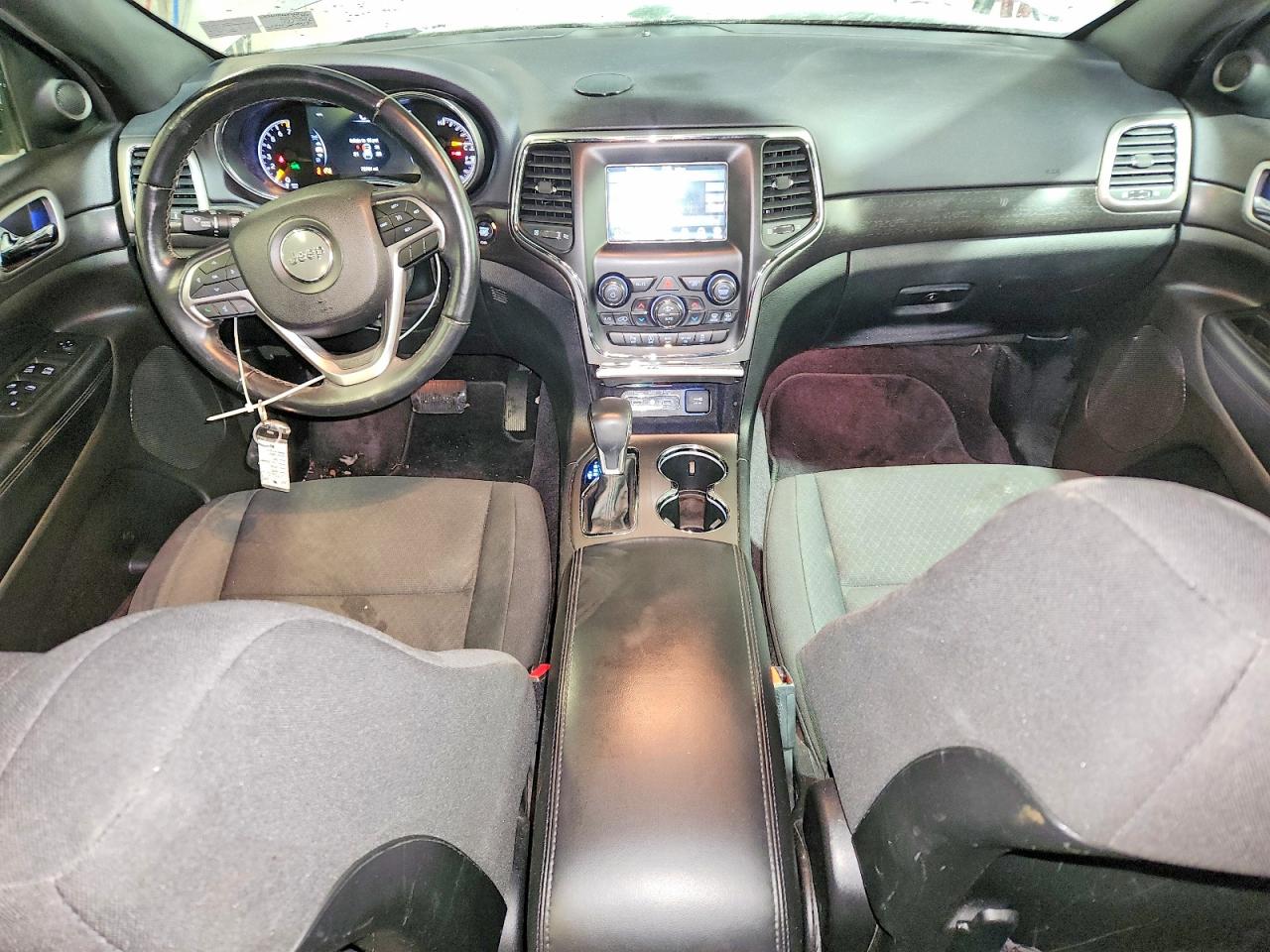 2018 JEEP GRAND CHEROKEE LAREDO photo 8
