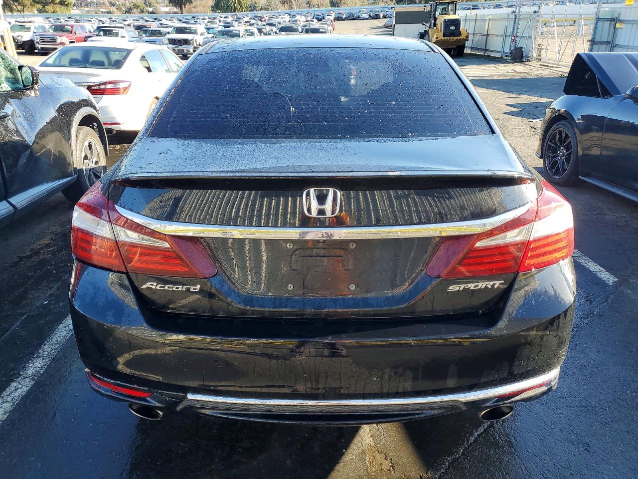 2017 HONDA ACCORD SPORT photo 6