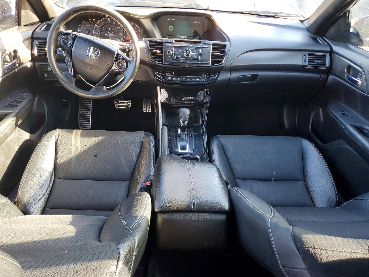 2017 HONDA ACCORD SPORT photo 8