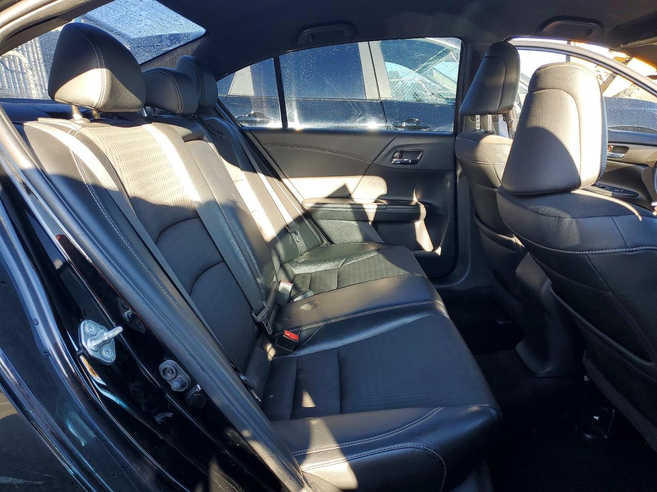 2017 HONDA ACCORD SPORT photo 10