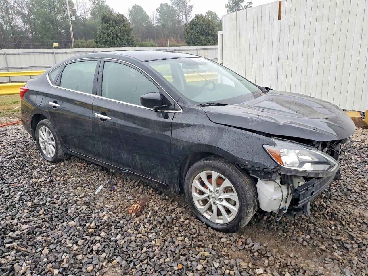 2018 NISSAN SENTRA S photo 4