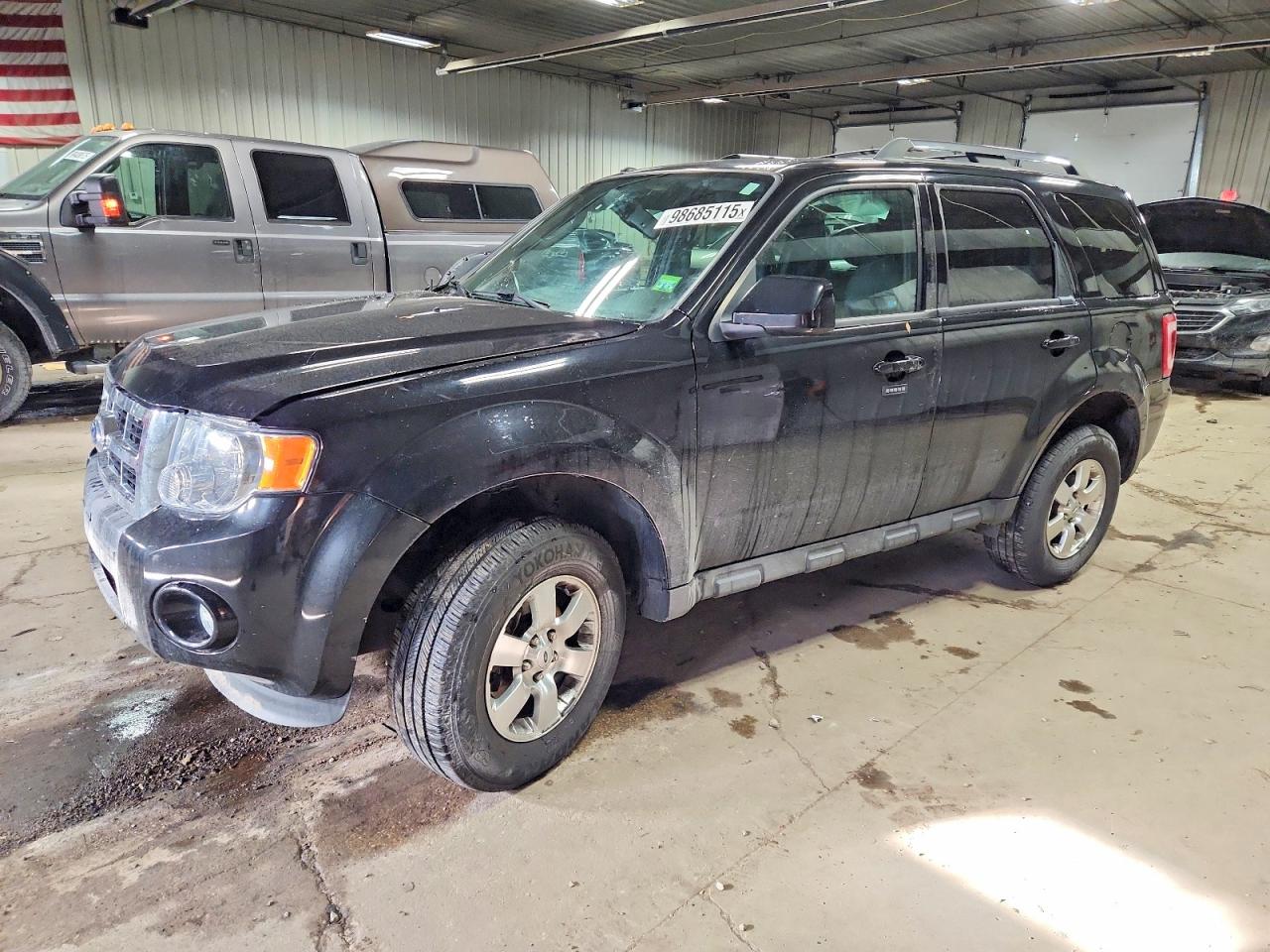 2011 FORD ESCAPE