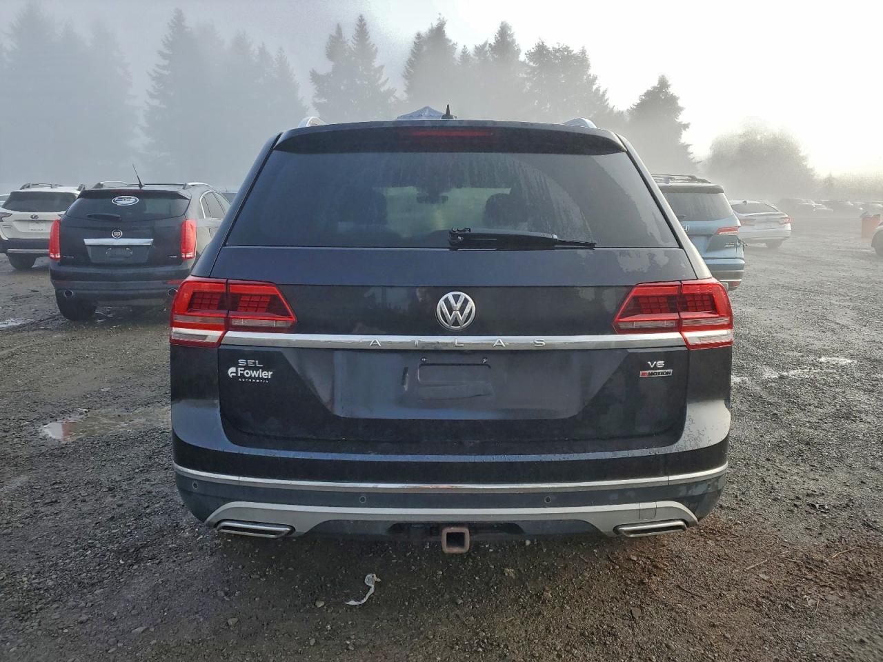 2018 VOLKSWAGEN ATLAS SEL PREMIUM photo 6