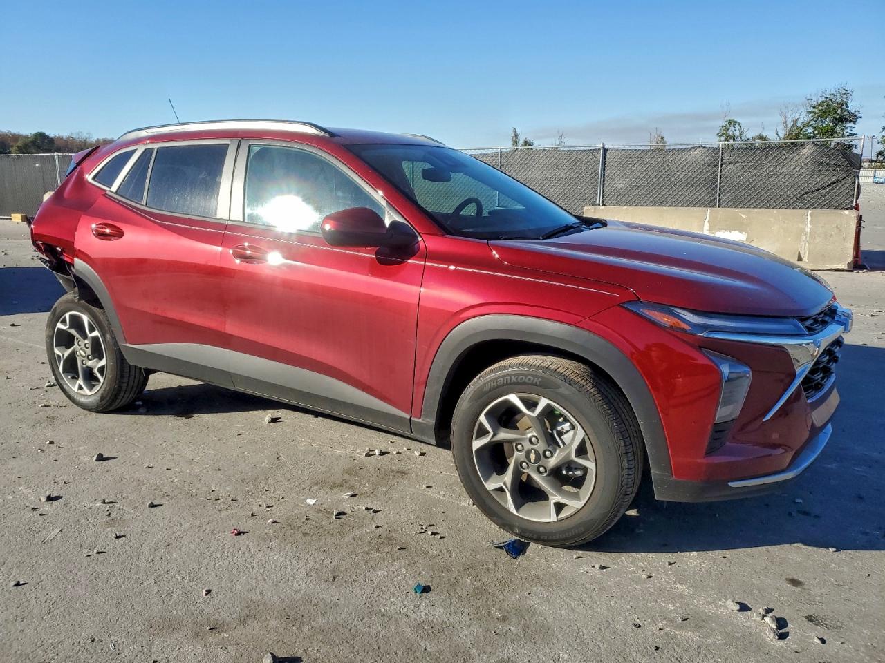 2025 CHEVROLET TRAX 1LT photo 4