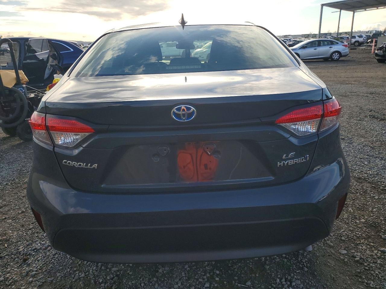 2023 TOYOTA COROLLA LE photo 6
