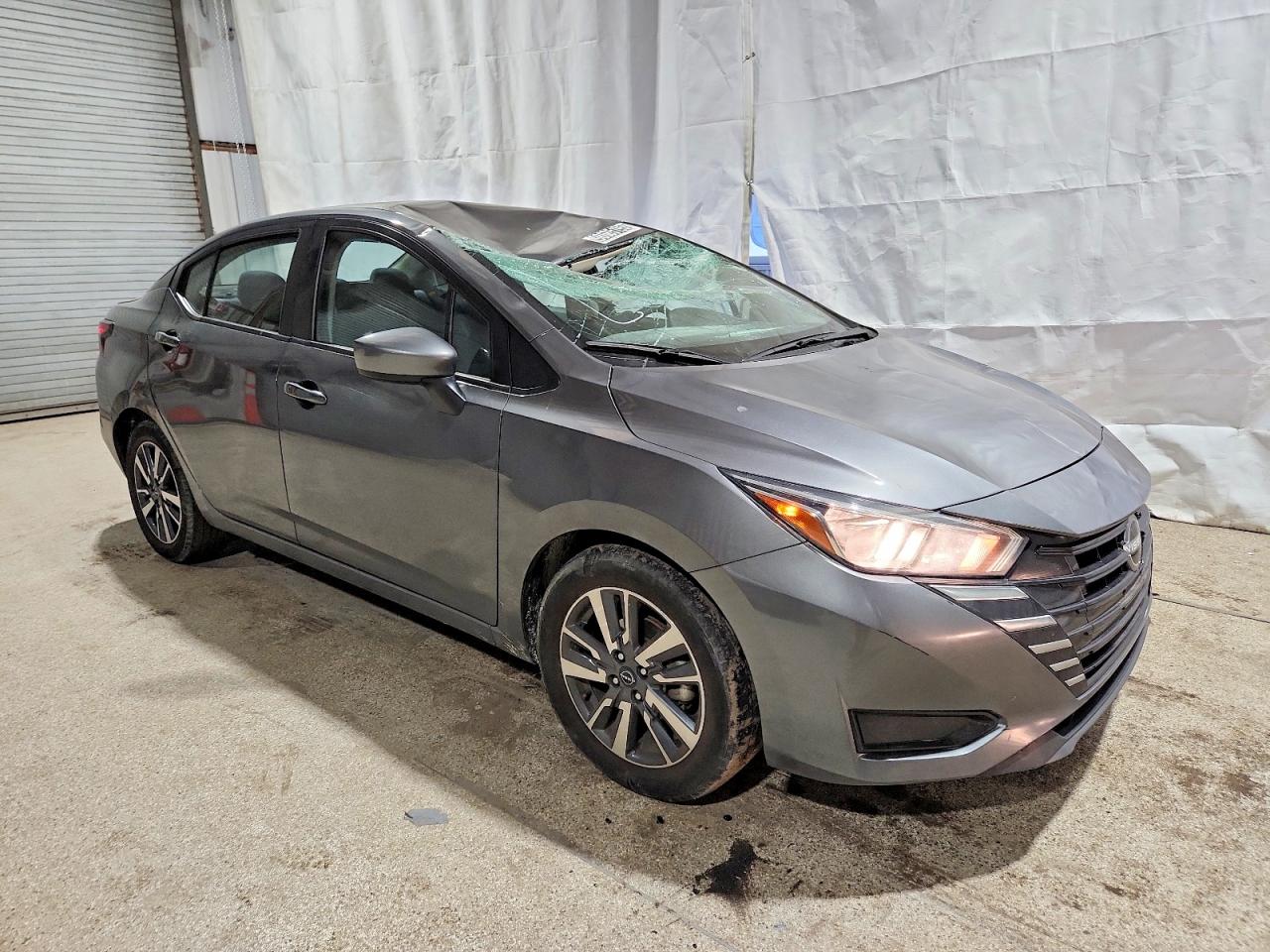 2024 NISSAN VERSA SV photo 4