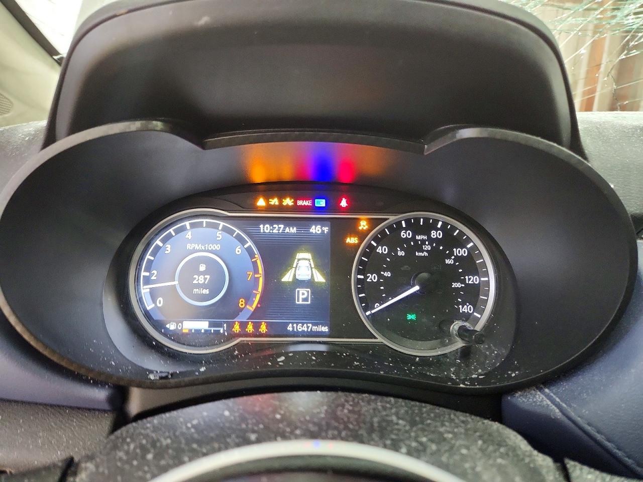 2024 NISSAN VERSA SV photo 9