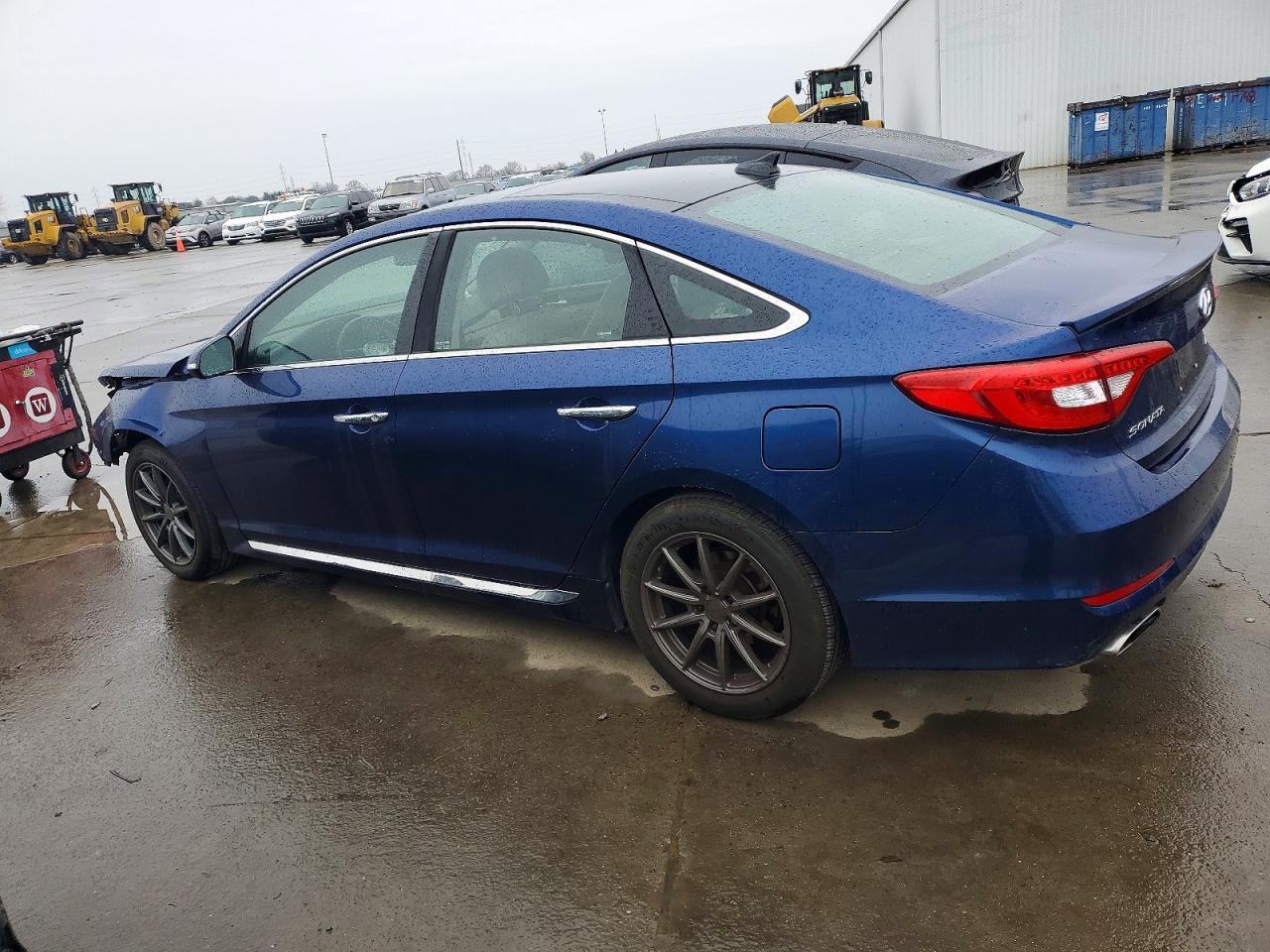 2015 HYUNDAI SONATA SPORT photo 2