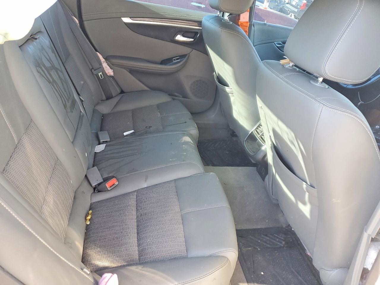 2018 CHEVROLET IMPALA LT photo 10