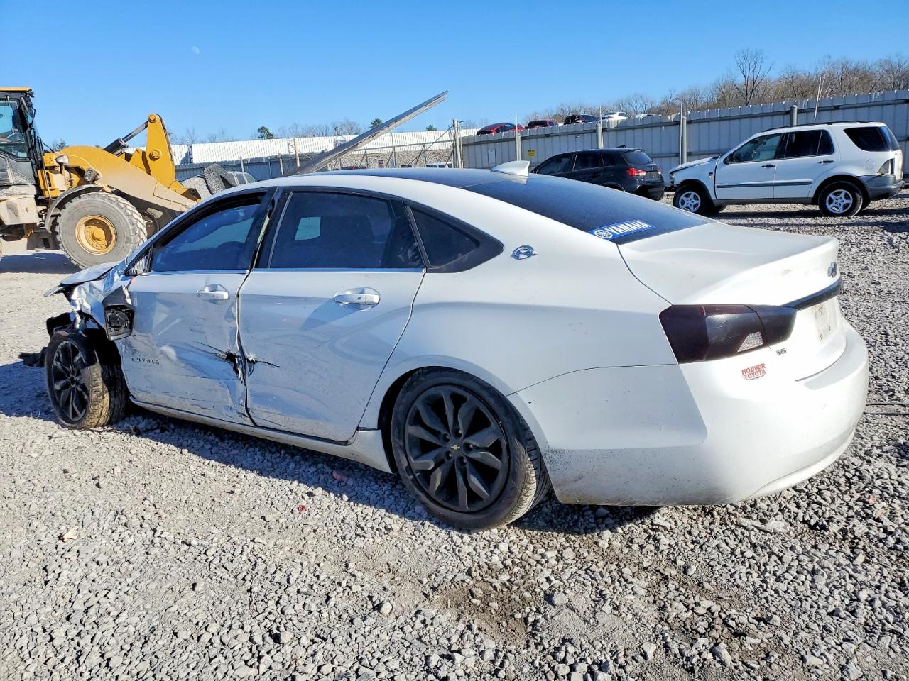 2018 CHEVROLET IMPALA LT photo 2
