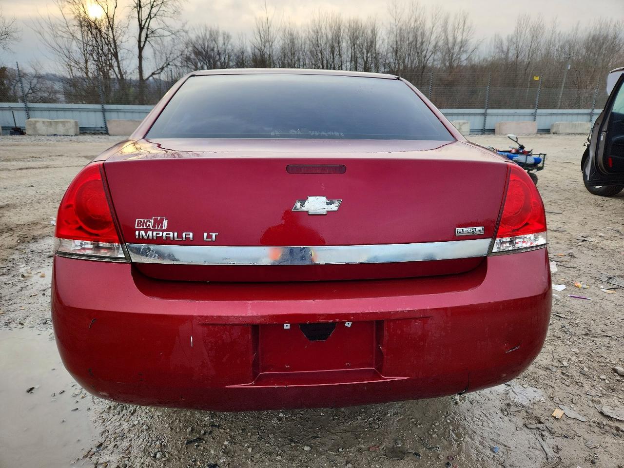 2011 CHEVROLET IMPALA LT photo 6