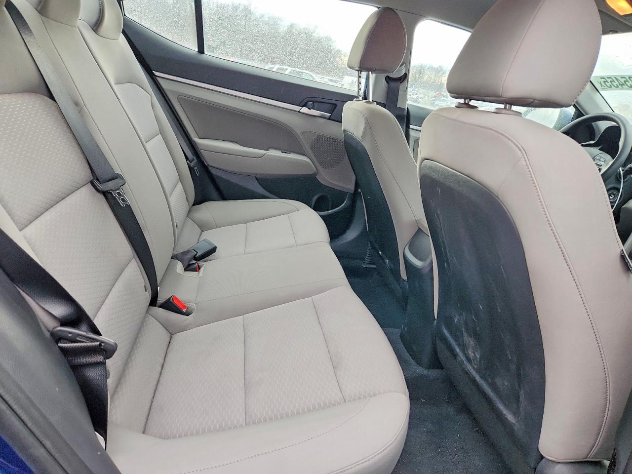 2020 HYUNDAI ELANTRA SEL photo 10