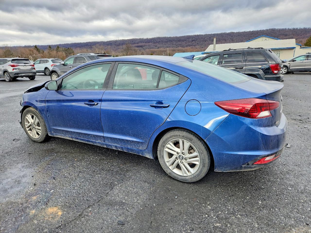 2020 HYUNDAI ELANTRA SEL photo 2