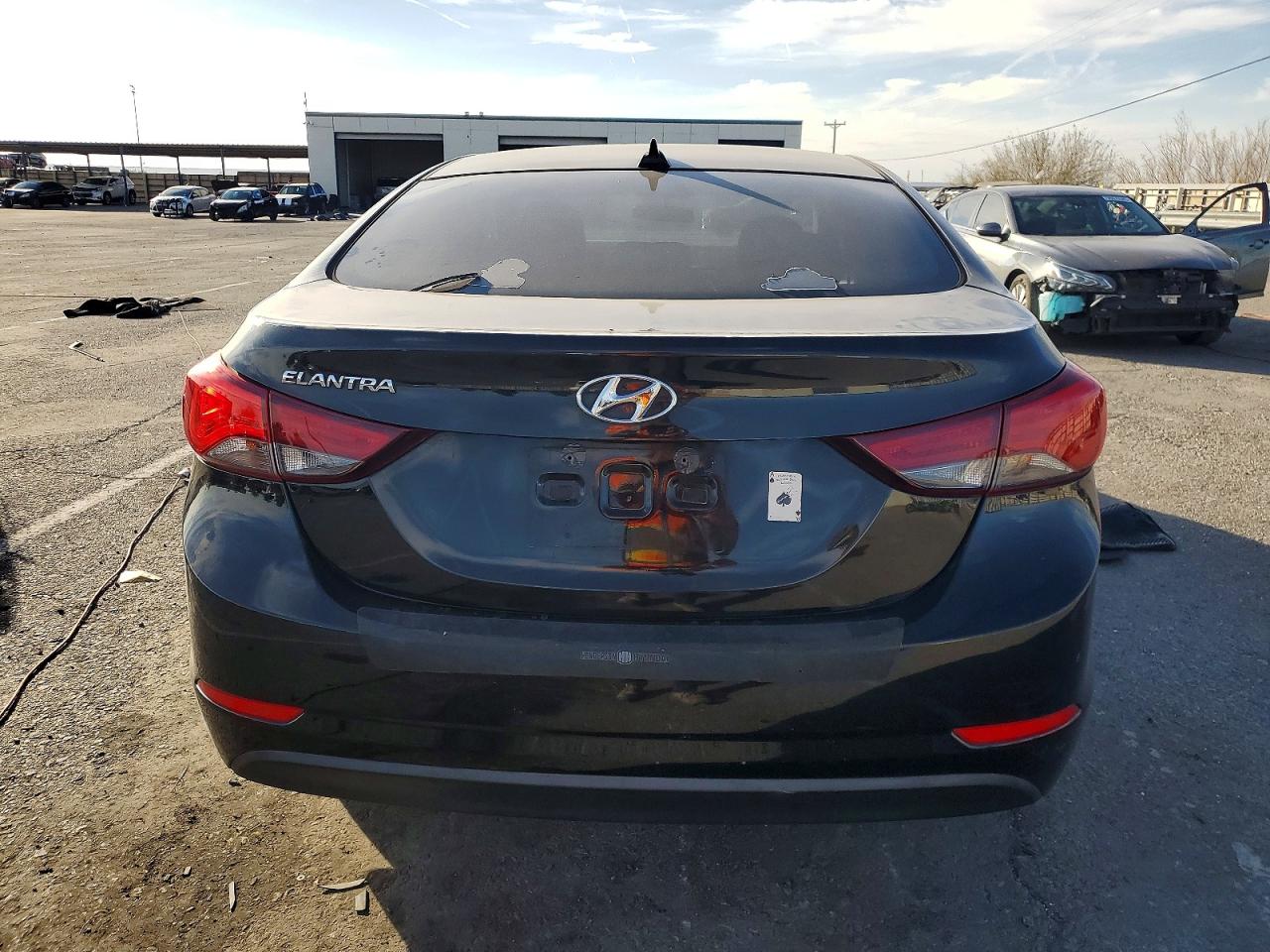 2016 HYUNDAI ELANTRA SE photo 6