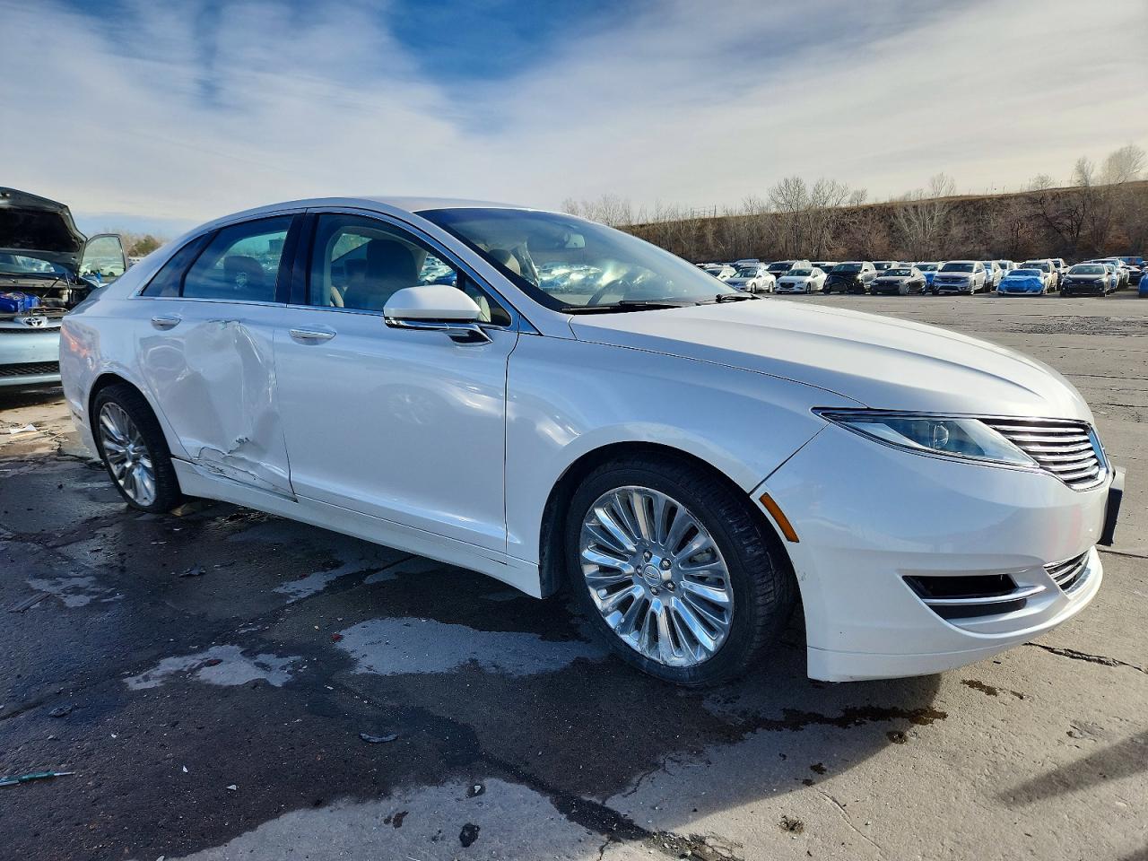 2015 LINCOLN MKZ photo 4