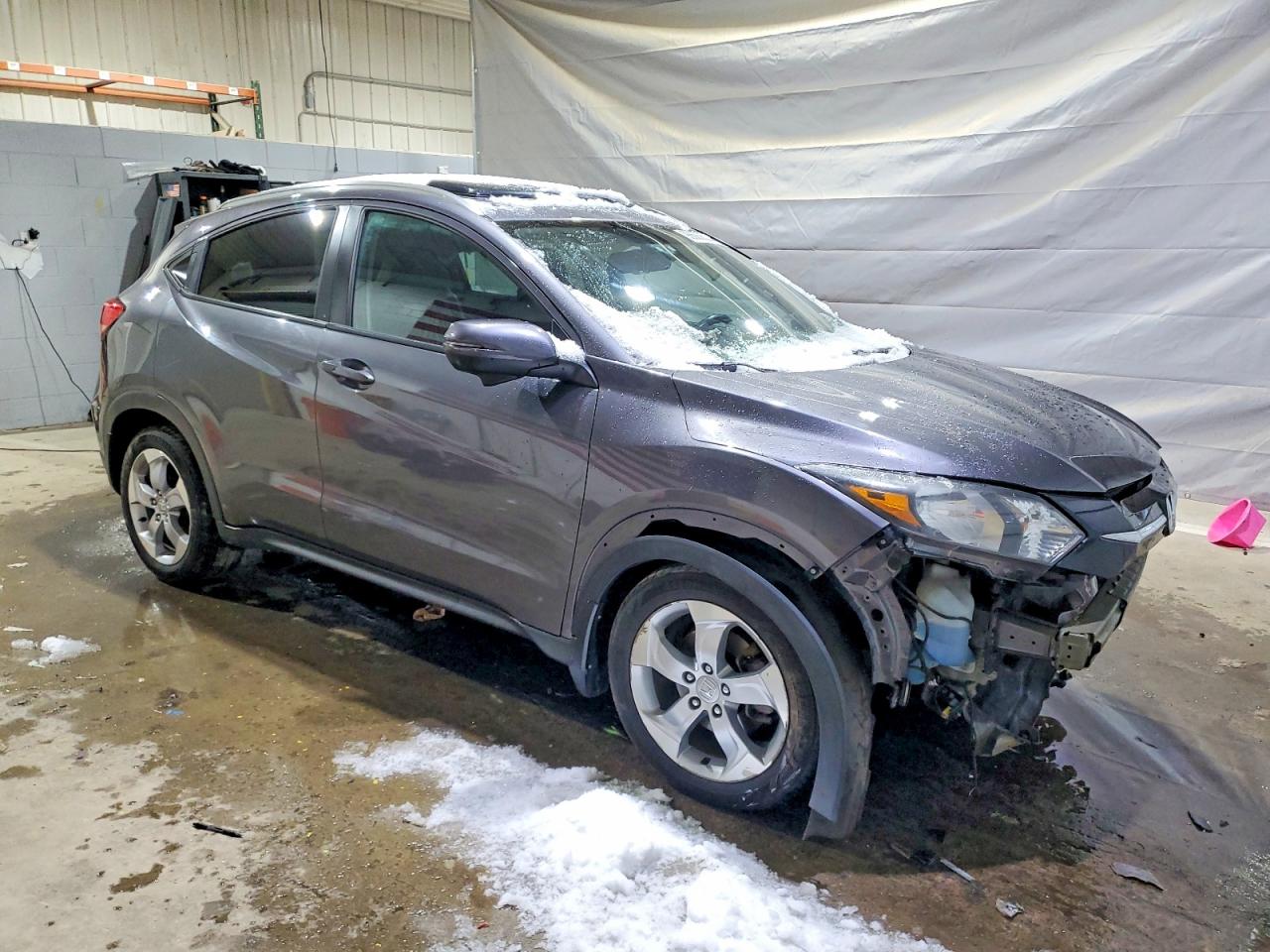 2016 HONDA HR-V EXL photo 4