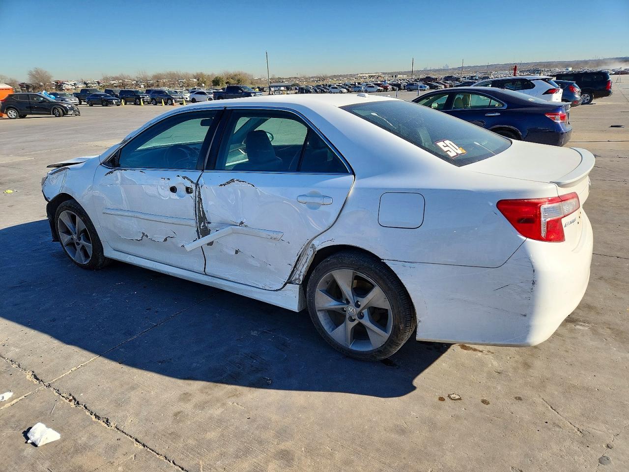 2014 TOYOTA CAMRY L photo 2
