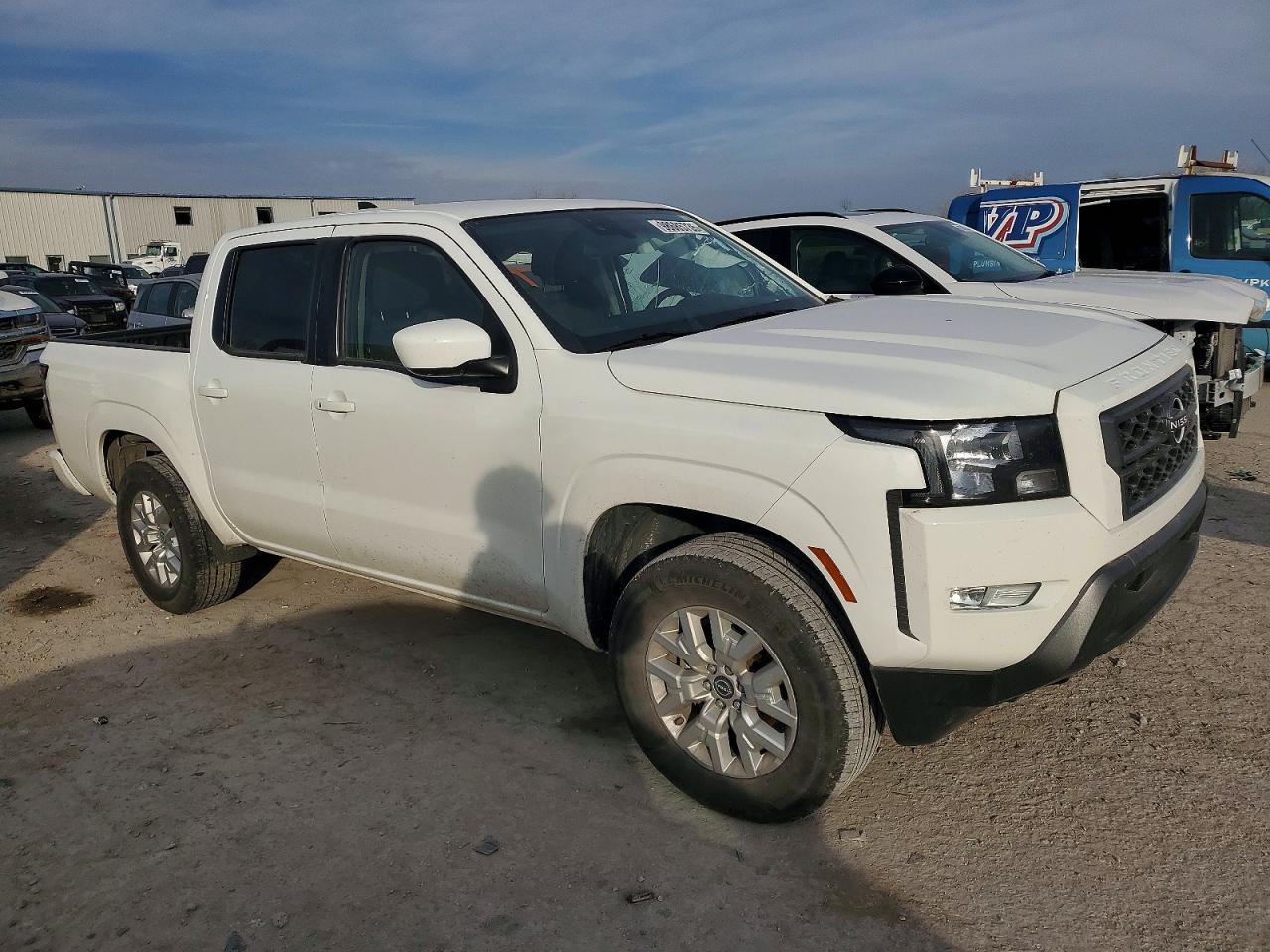 2024 NISSAN FRONTIER S photo 4