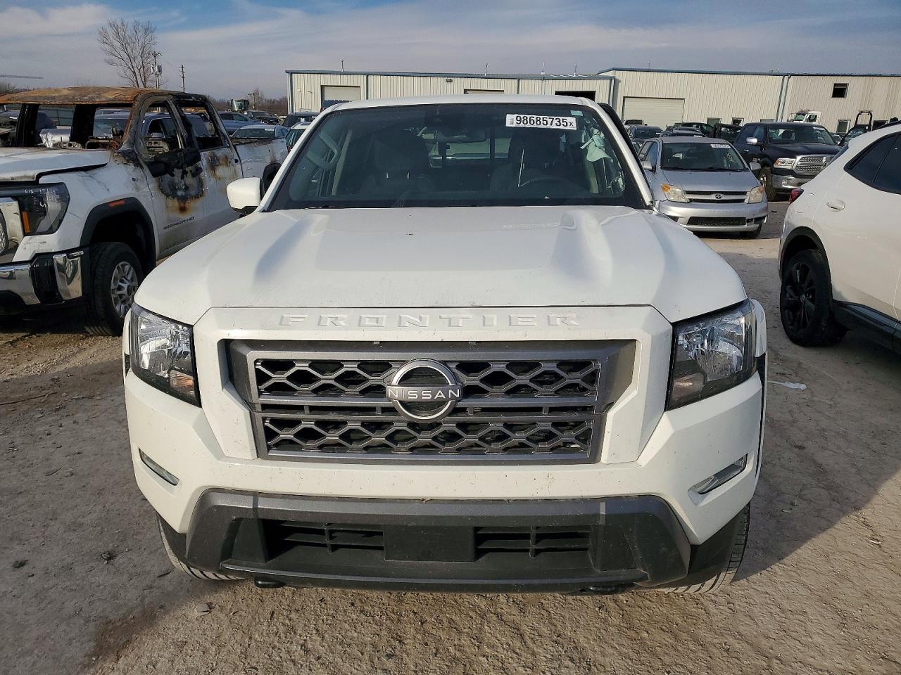 2024 NISSAN FRONTIER S photo 5
