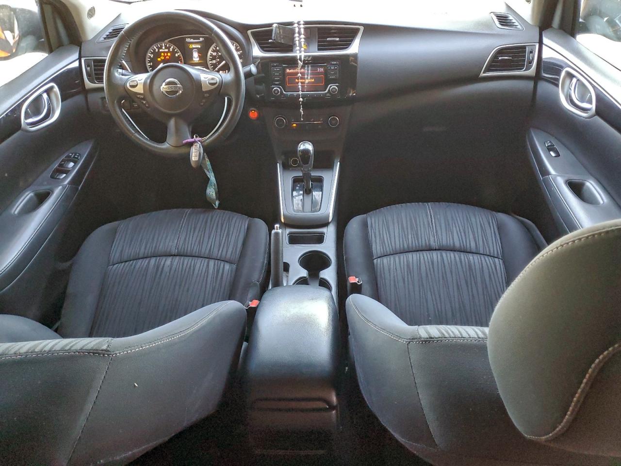 2016 NISSAN SENTRA S photo 8