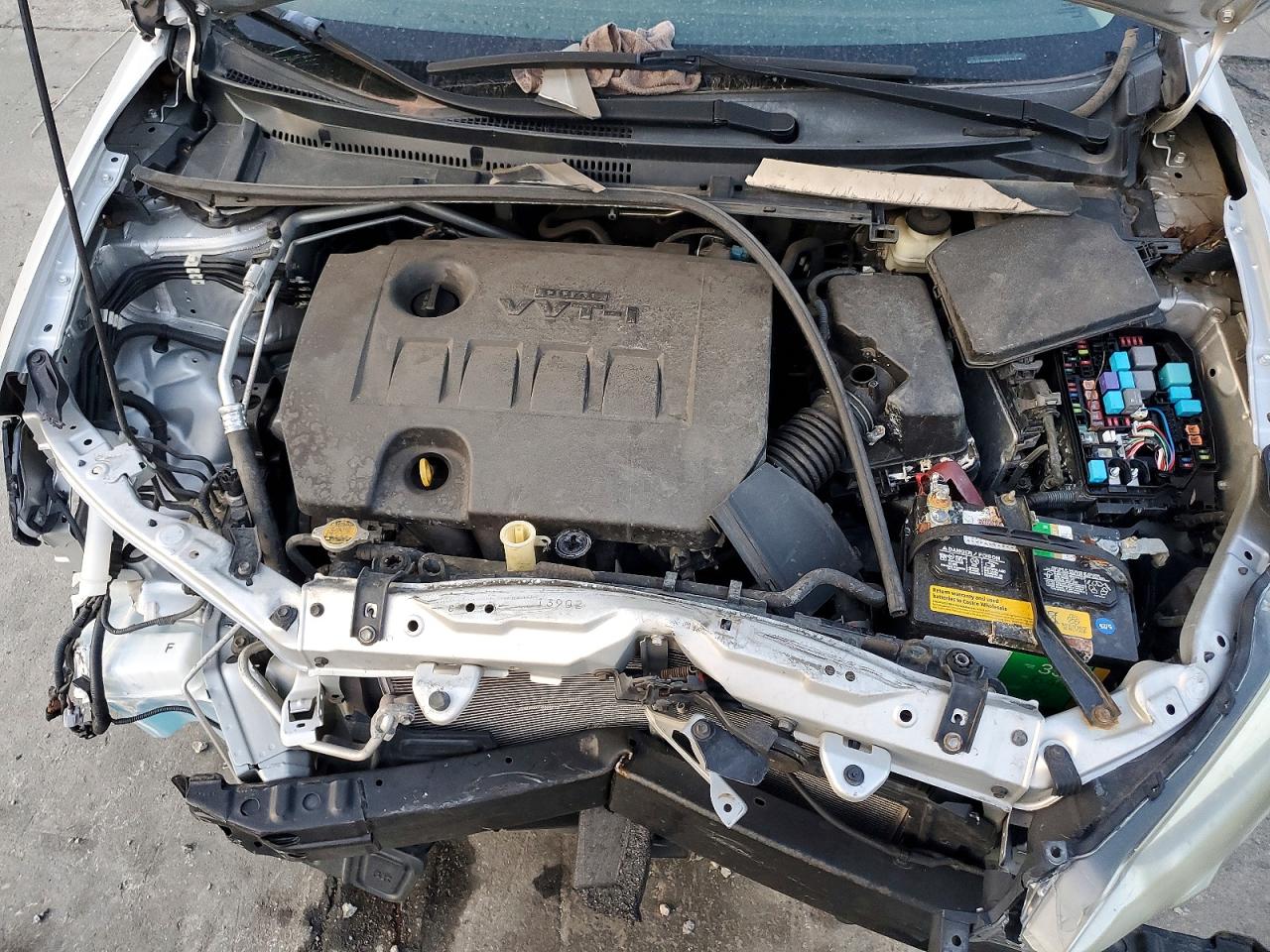 2016 TOYOTA COROLLA L photo 11