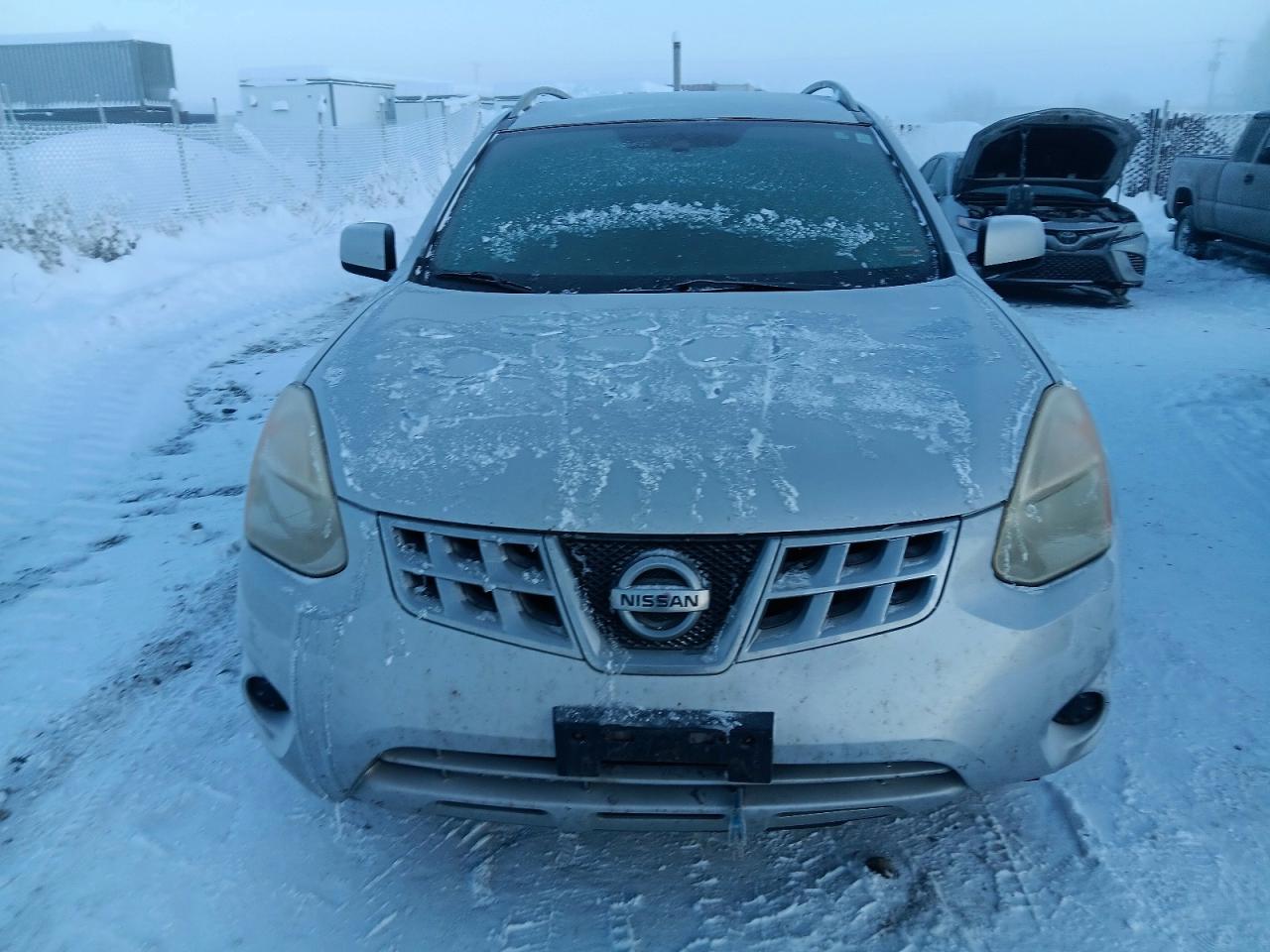 2013 NISSAN ROGUE S photo 5