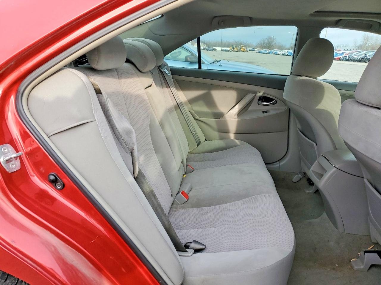 2011 TOYOTA CAMRY BASE photo 10