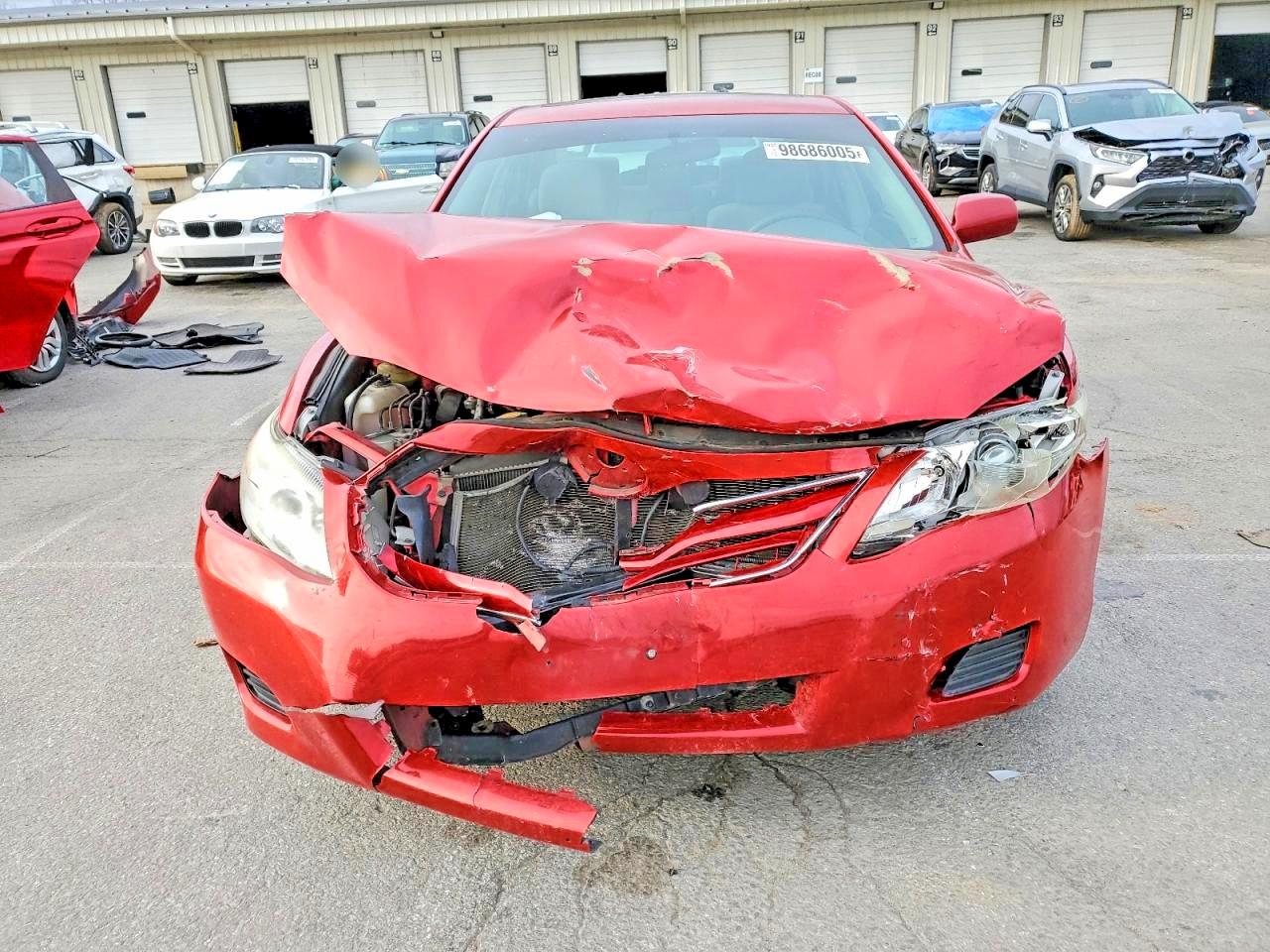 2011 TOYOTA CAMRY BASE photo 5