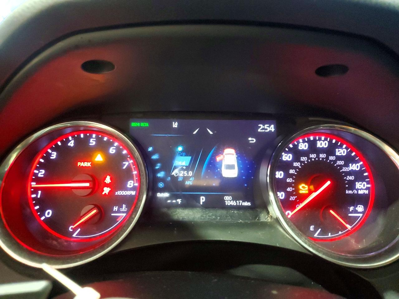 2020 TOYOTA CAMRY XSE photo 9